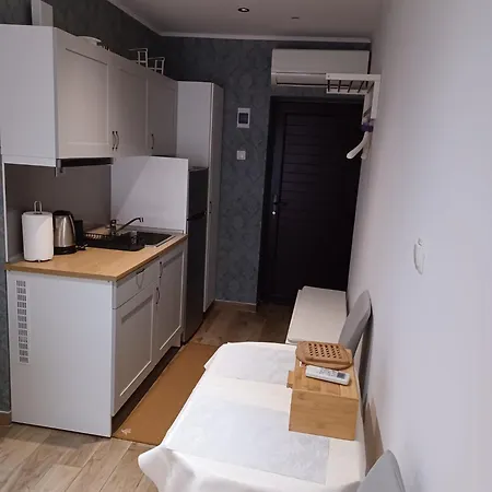 Studio Apartman Bruno Trogir Exterior photo